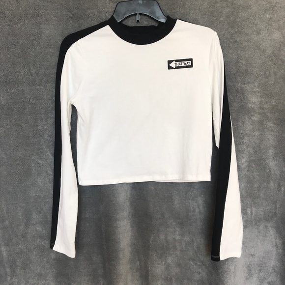 Forever 21 Tops - Forever 21 That Way Crop Top Size L Large
